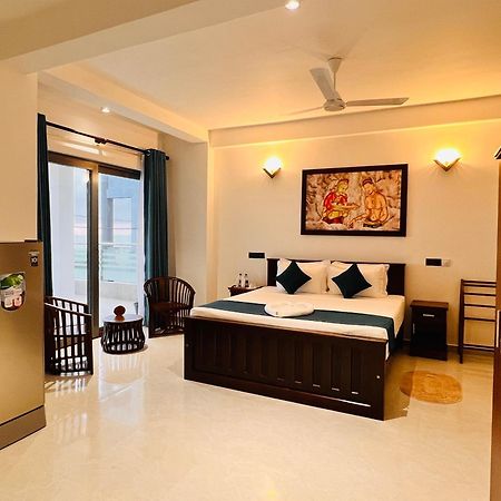 Ocean Front Villa Хіккадува Екстер'єр фото