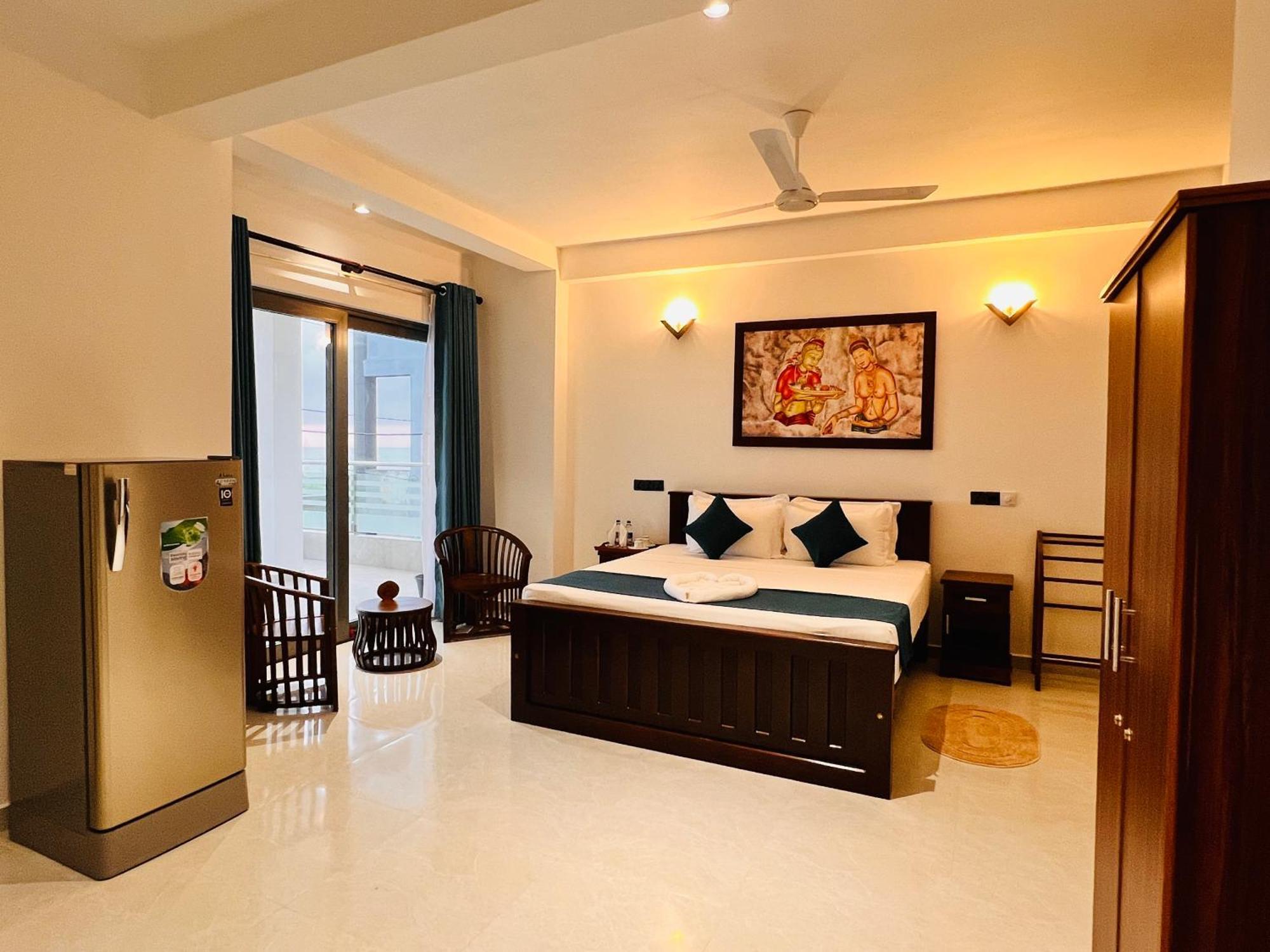 Ocean Front Villa Хіккадува Екстер'єр фото